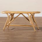 Moderner Boho-Akzenthocker aus natürlichem braunem Rattan